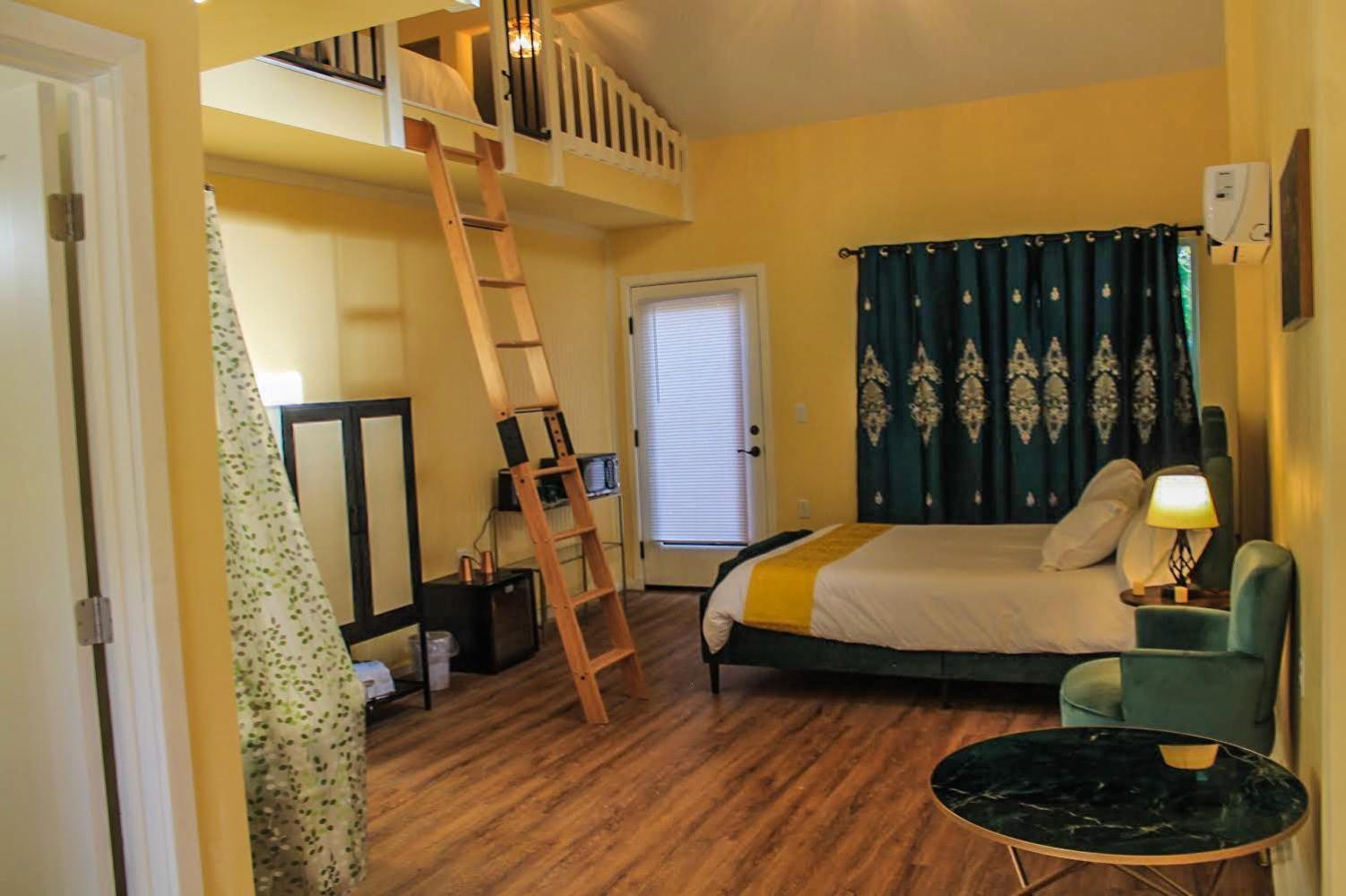 Lodge Quiet Mind Lodge, & Retreat Sequoias *
