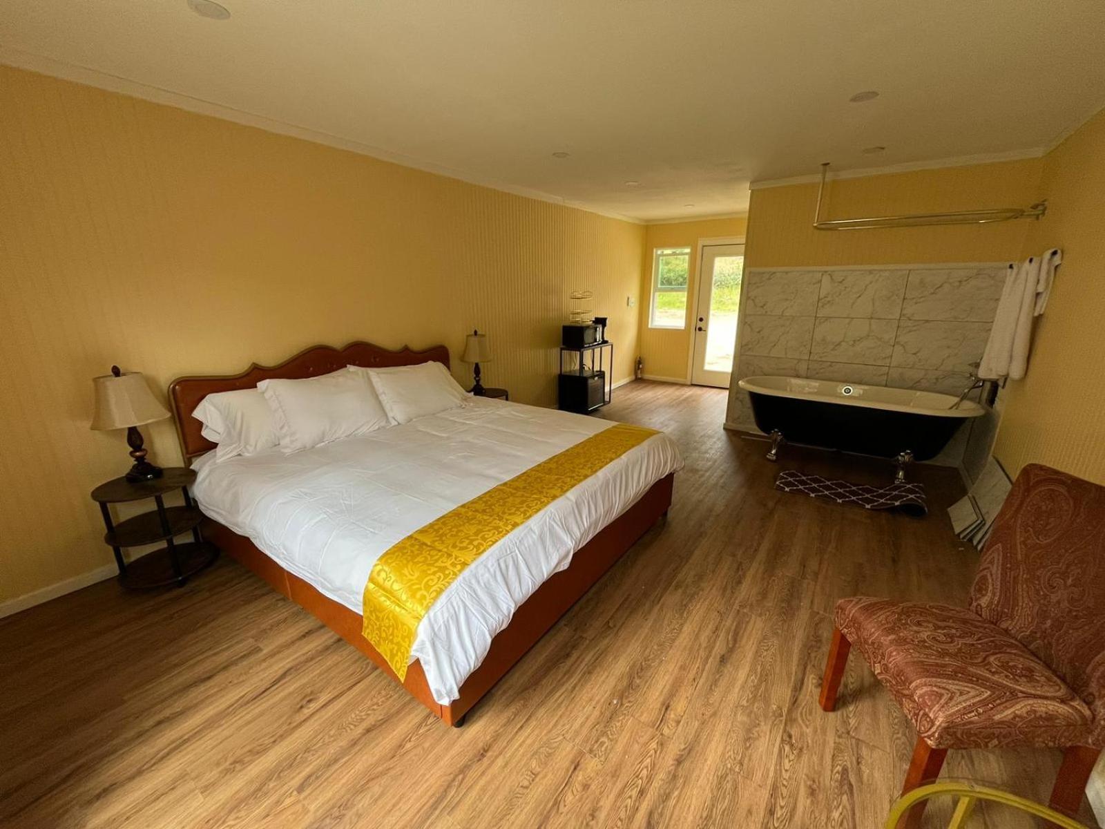 Quiet Mind Lodge, & Retreat Sequoias Lodge